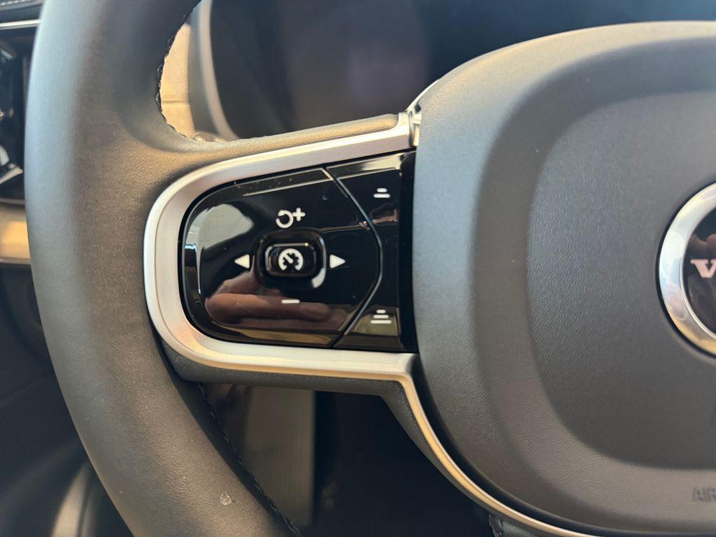 new 2026 Volvo XC90 car, priced at $65,324