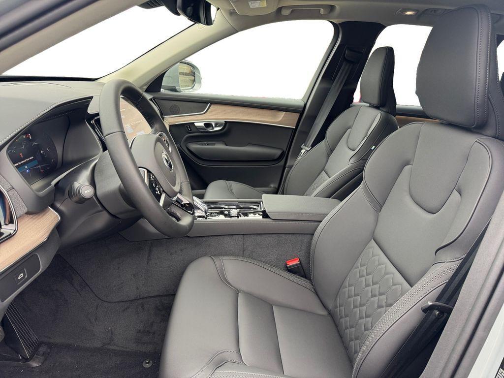 new 2026 Volvo XC90 car, priced at $71,949