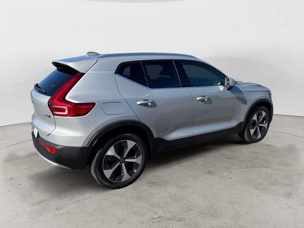 used 2025 Volvo XC40 car, priced at $34,868