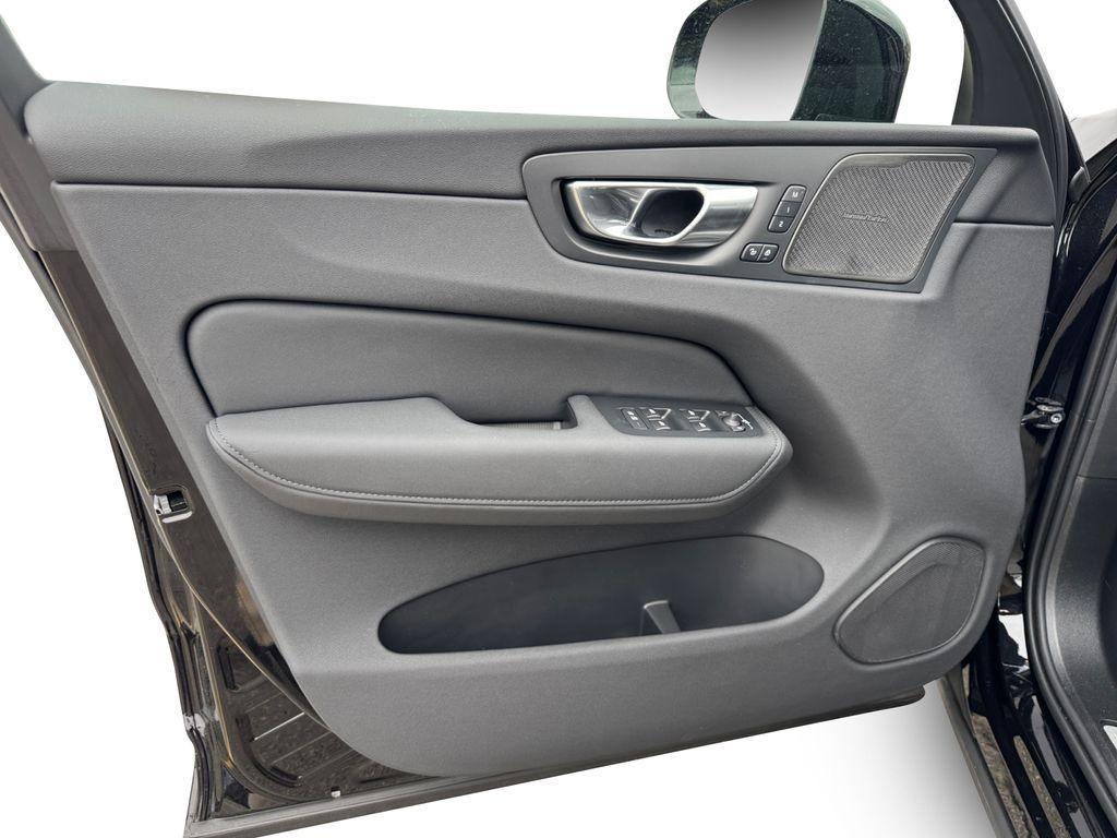 new 2026 Volvo XC60 car, priced at $64,609