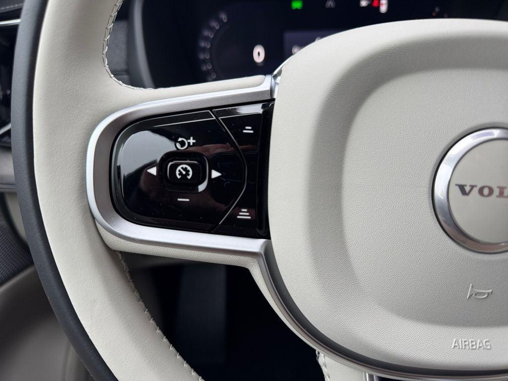 new 2026 Volvo XC90 car, priced at $80,774