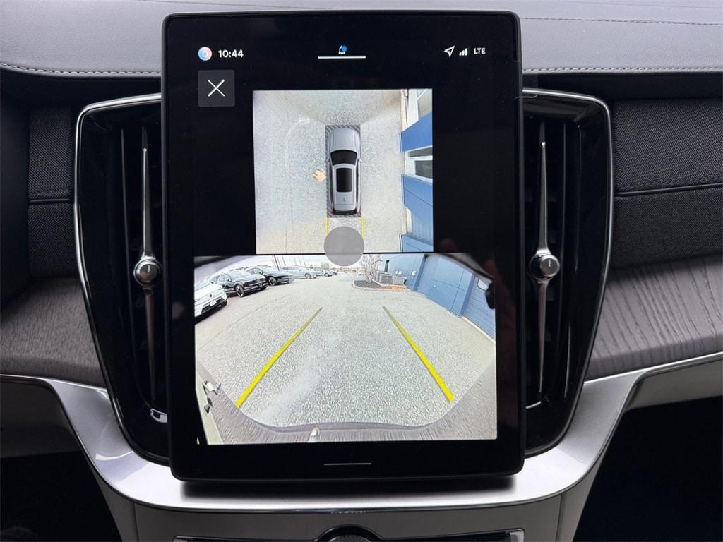 new 2026 Volvo XC90 car, priced at $80,774