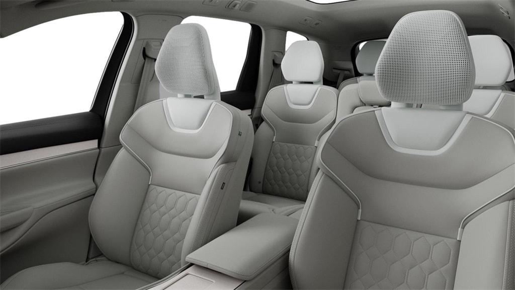 new 2025 Volvo EX90 car, priced at $95,989