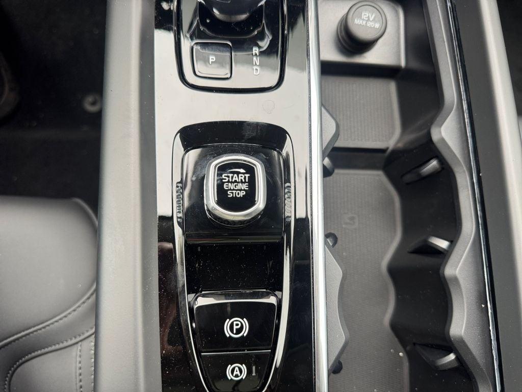 new 2026 Volvo XC60 car, priced at $58,534