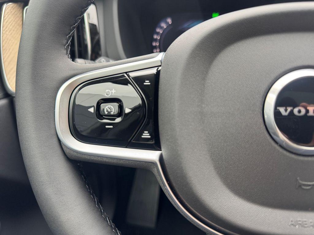 new 2026 Volvo XC60 car, priced at $58,534