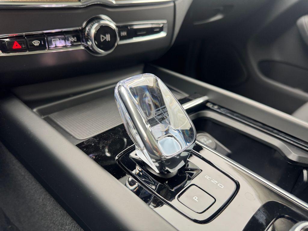 new 2026 Volvo XC60 car, priced at $58,534