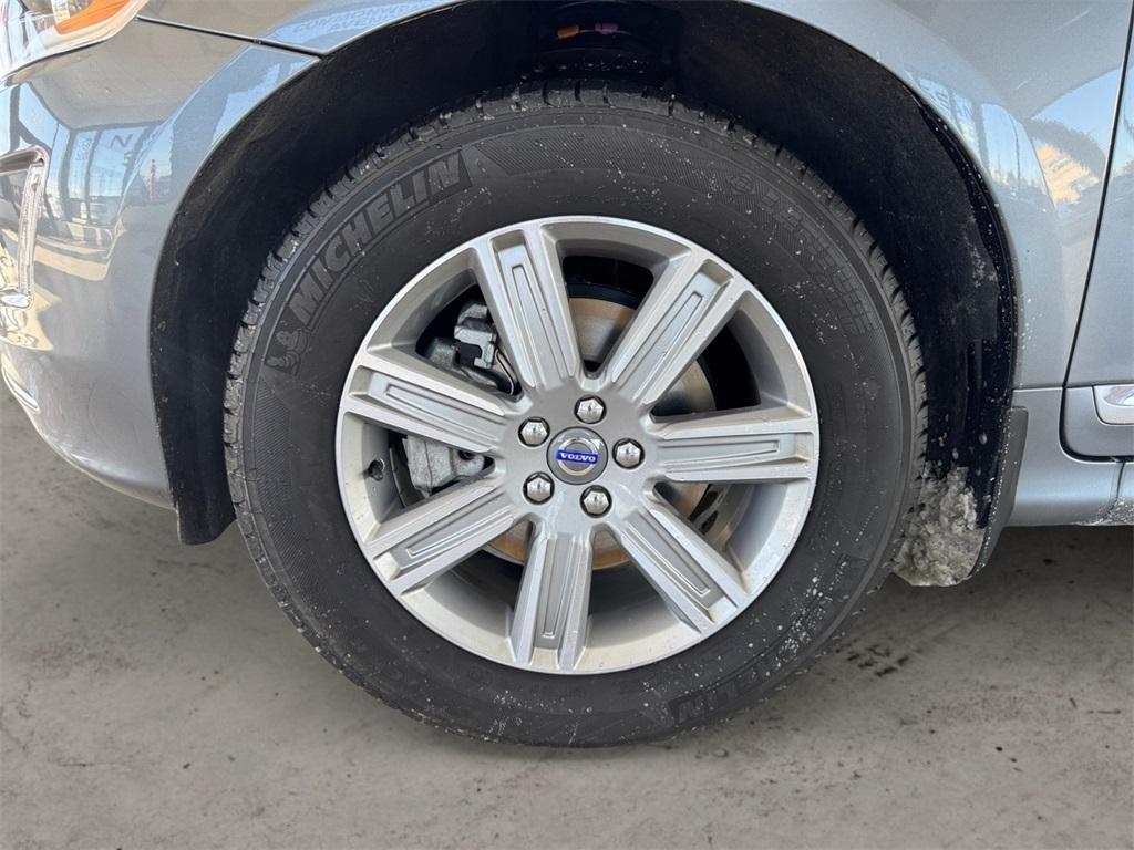 used 2017 Volvo XC60 car, priced at $17,856