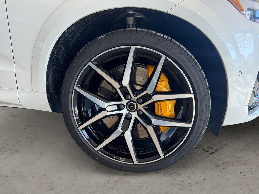 new 2026 Volvo XC60 Plug-In Hybrid car, priced at $85,614
