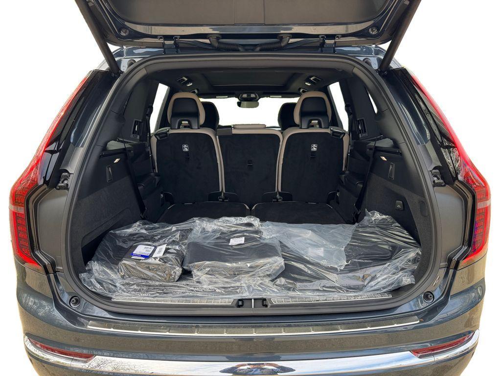 new 2026 Volvo XC90 car, priced at $72,374
