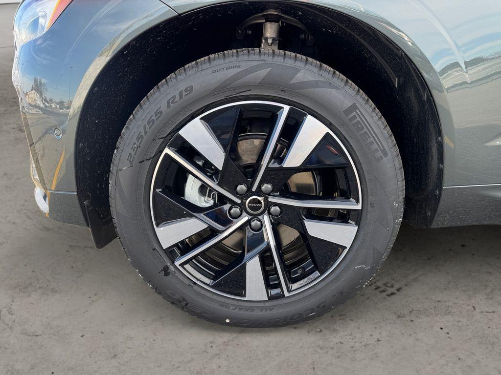 new 2026 Volvo XC60 car, priced at $59,039