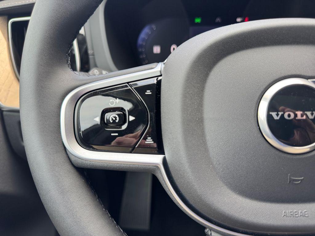 new 2026 Volvo XC60 car, priced at $64,484