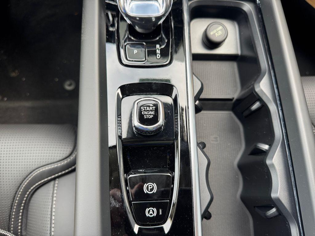 new 2026 Volvo XC60 car, priced at $64,484