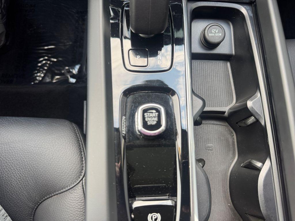 used 2023 Volvo XC60 car, priced at $37,886