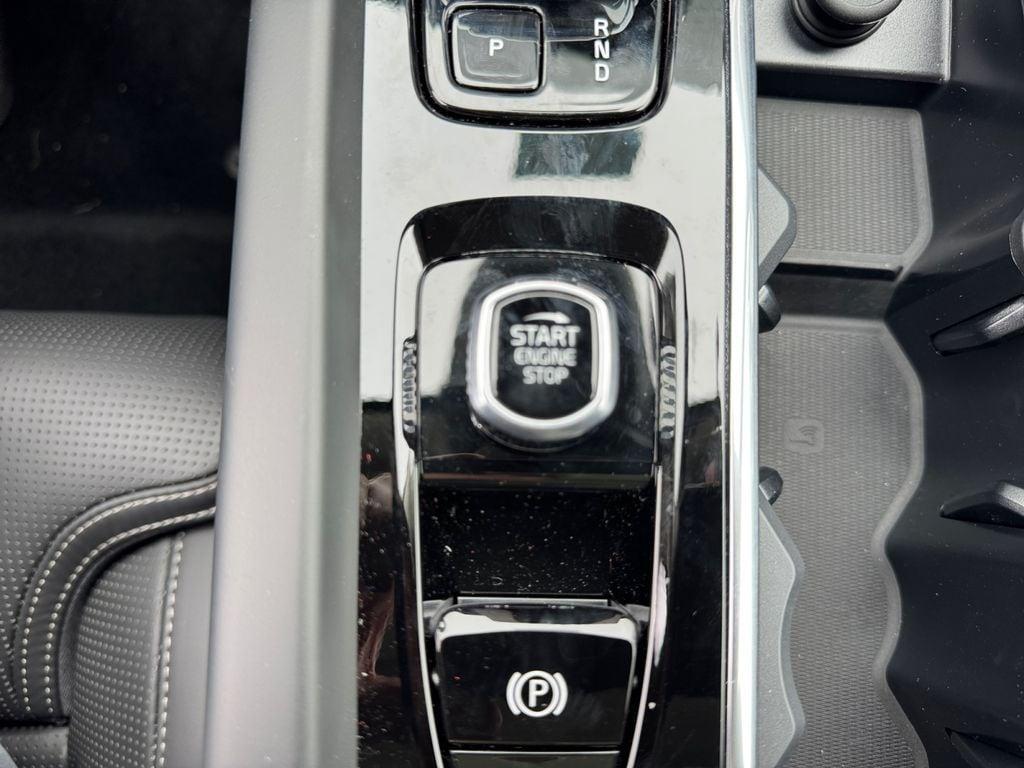 new 2026 Volvo XC60 car, priced at $71,294
