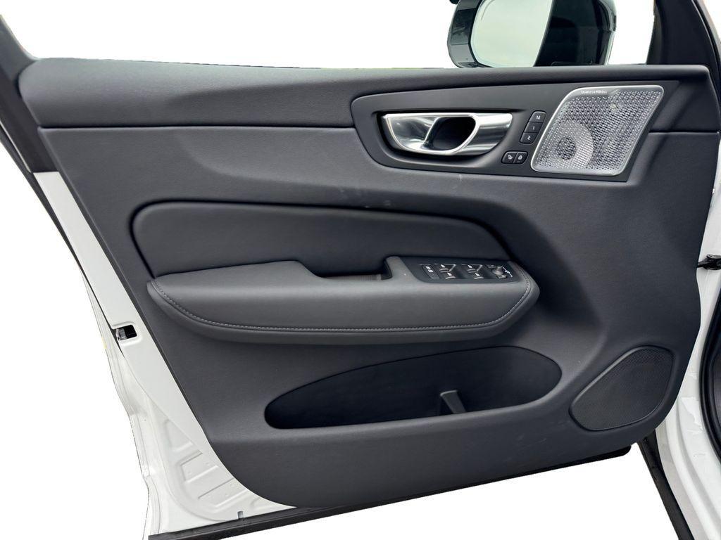 new 2026 Volvo XC60 car, priced at $71,294