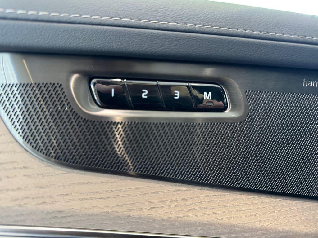 new 2026 Volvo XC90 car, priced at $74,674