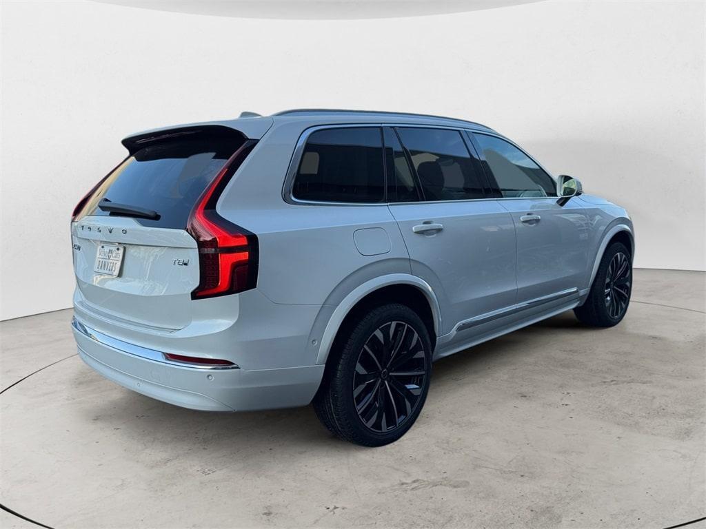 new 2026 Volvo XC90 Plug-In Hybrid car, priced at $86,174
