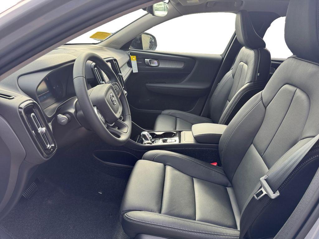 new 2026 Volvo XC40 car, priced at $53,074