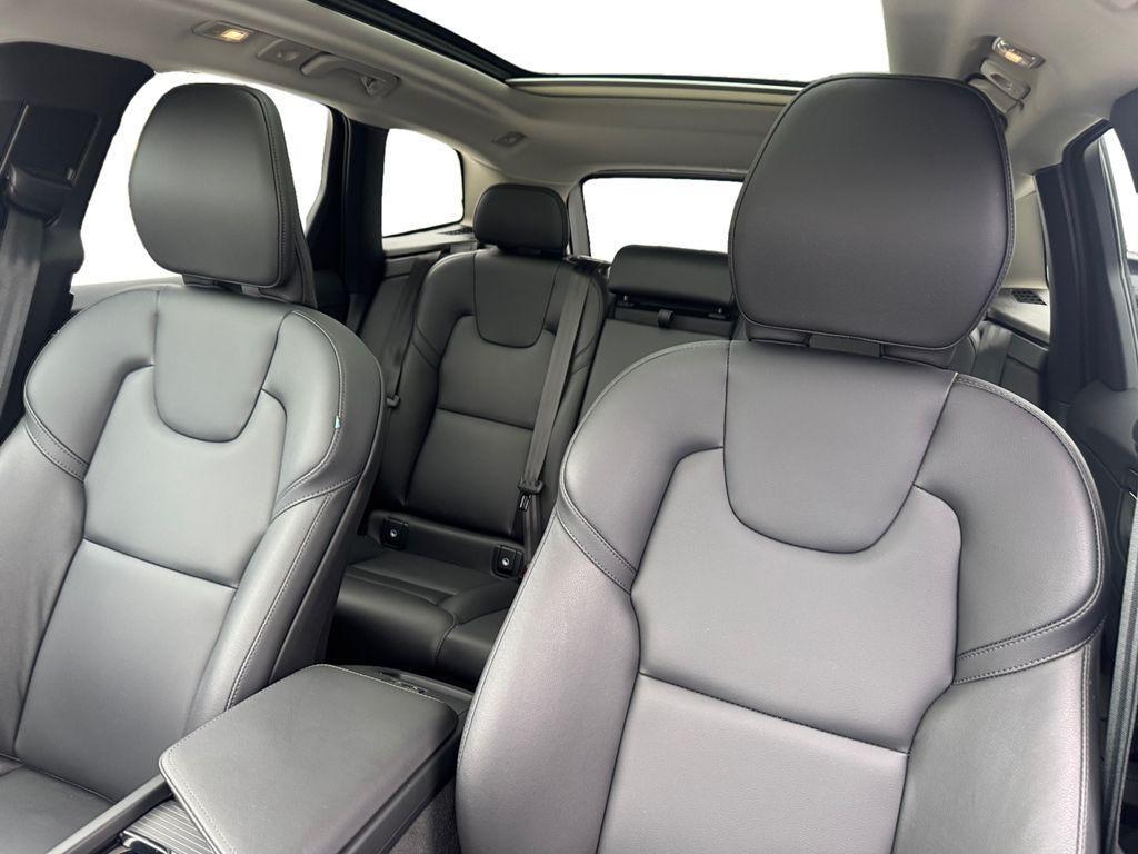 used 2025 Volvo XC60 car, priced at $35,768