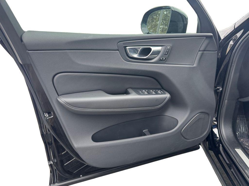 used 2025 Volvo XC60 car, priced at $35,768