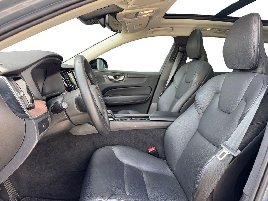 used 2024 Volvo XC60 car, priced at $37,685
