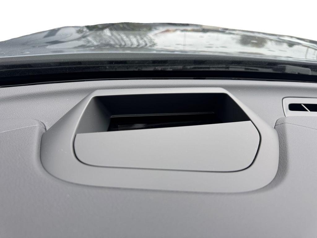 new 2026 Volvo XC60 Plug-In Hybrid car, priced at $76,289