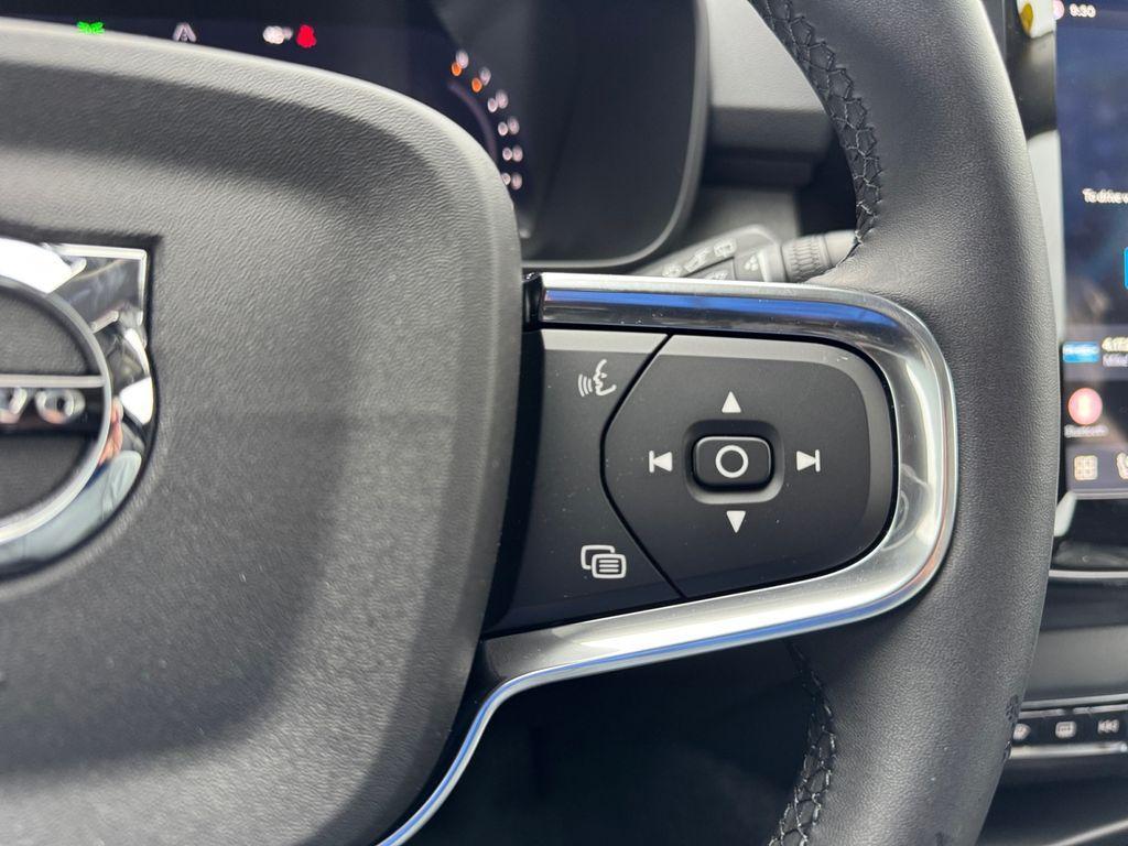 new 2026 Volvo XC40 car, priced at $50,699