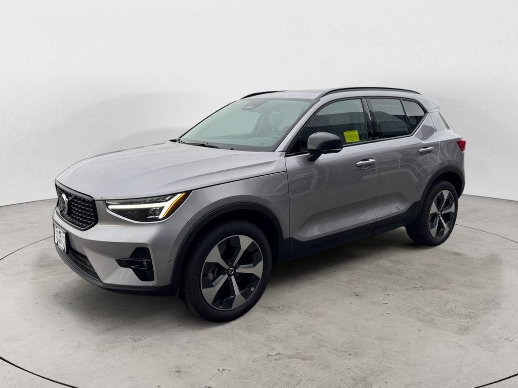 new 2026 Volvo XC40 car, priced at $50,699