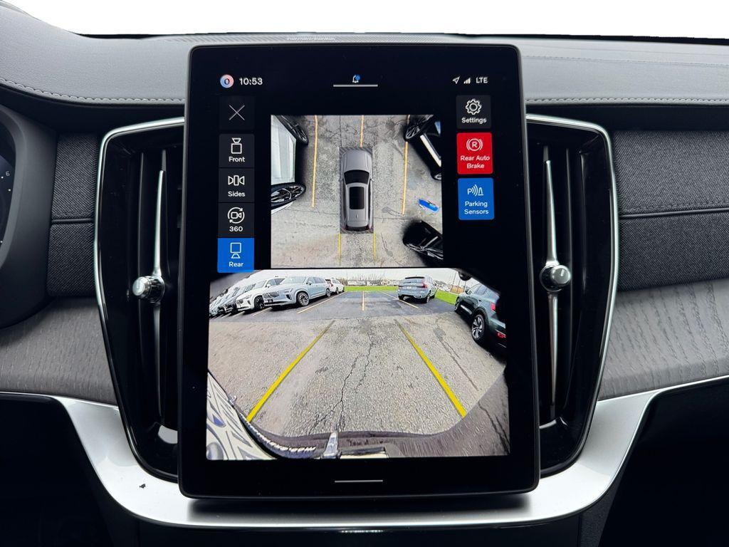 new 2026 Volvo XC90 car, priced at $77,624