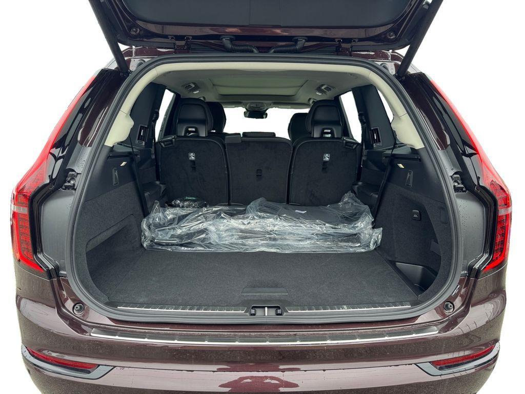 new 2026 Volvo XC90 car, priced at $77,624
