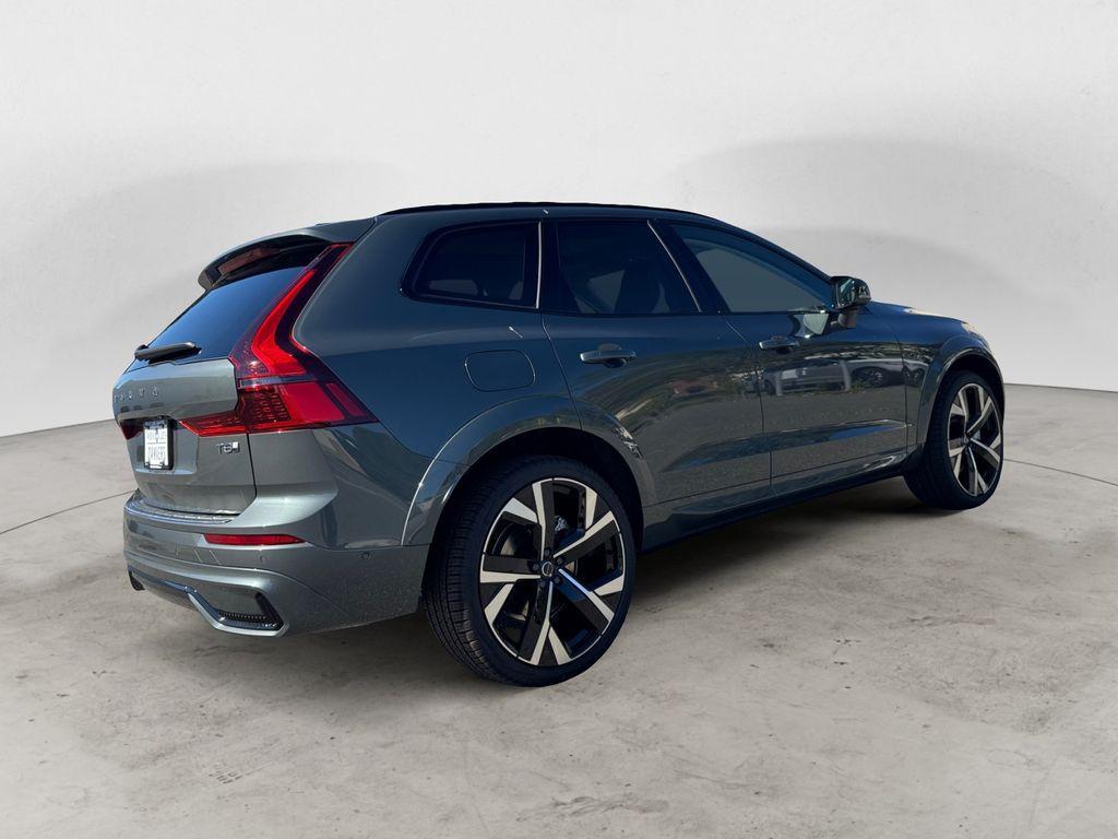 new 2026 Volvo XC60 Plug-In Hybrid car, priced at $82,669