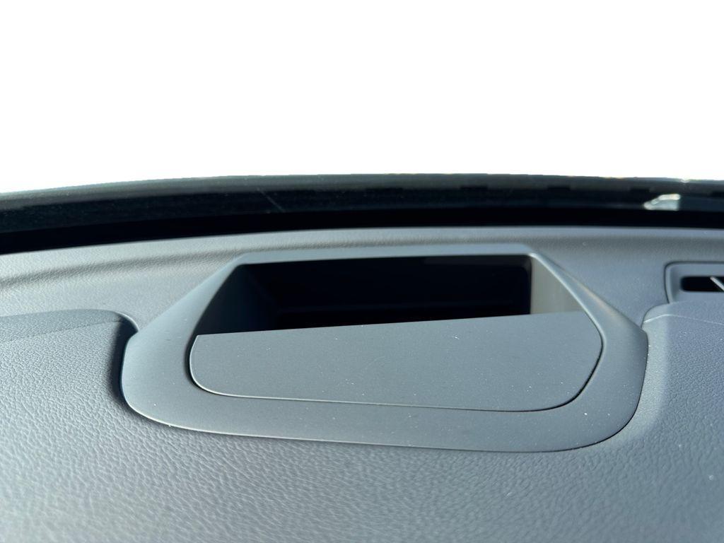 new 2026 Volvo XC60 Plug-In Hybrid car, priced at $82,669