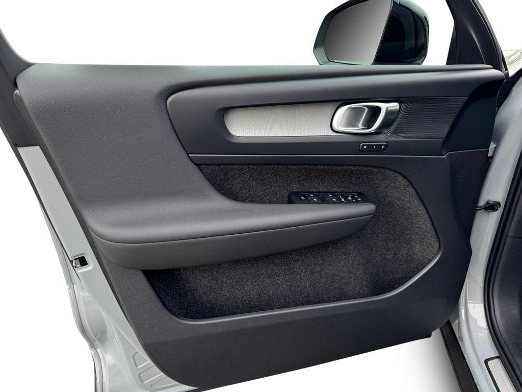 new 2026 Volvo XC40 car, priced at $50,699