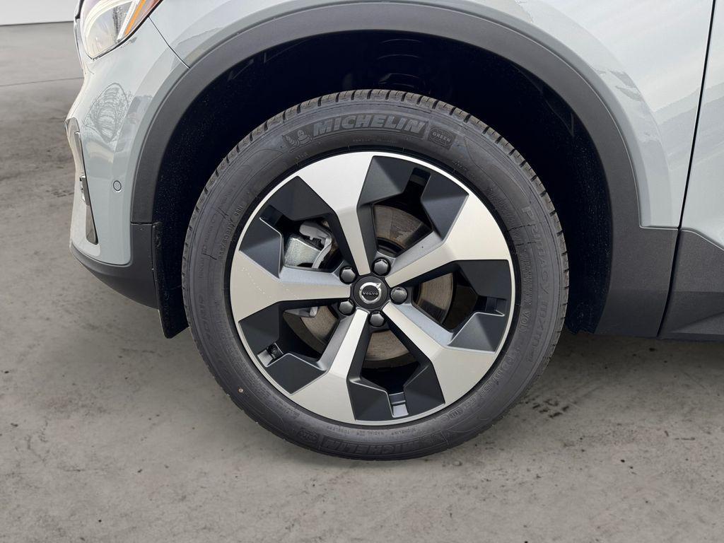 new 2026 Volvo XC40 car, priced at $50,699