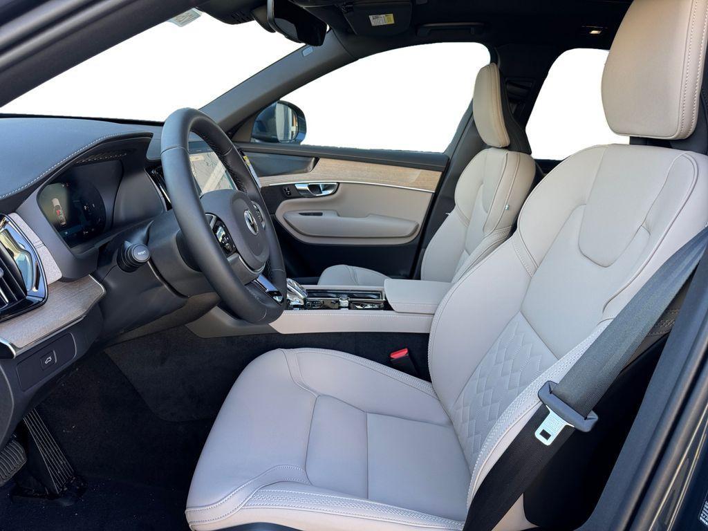 new 2026 Volvo XC90 car, priced at $72,494