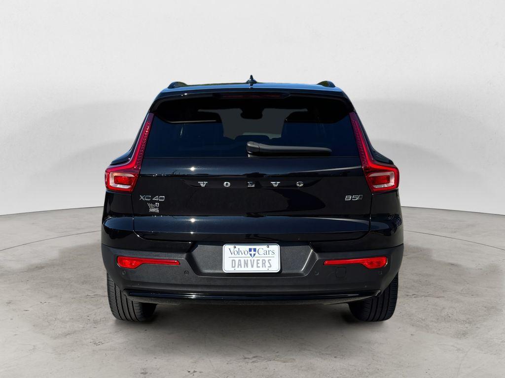 used 2024 Volvo XC40 car, priced at $31,837