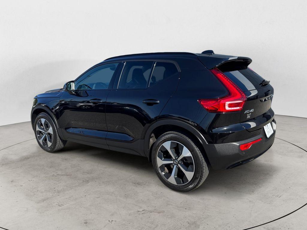 used 2024 Volvo XC40 car, priced at $31,837