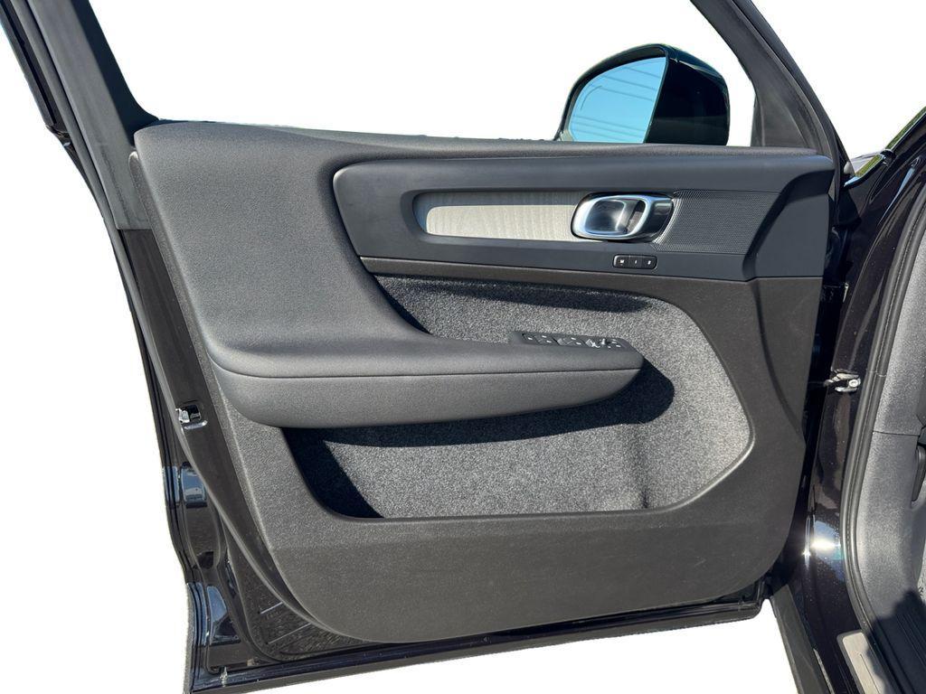 used 2024 Volvo XC40 car, priced at $31,837