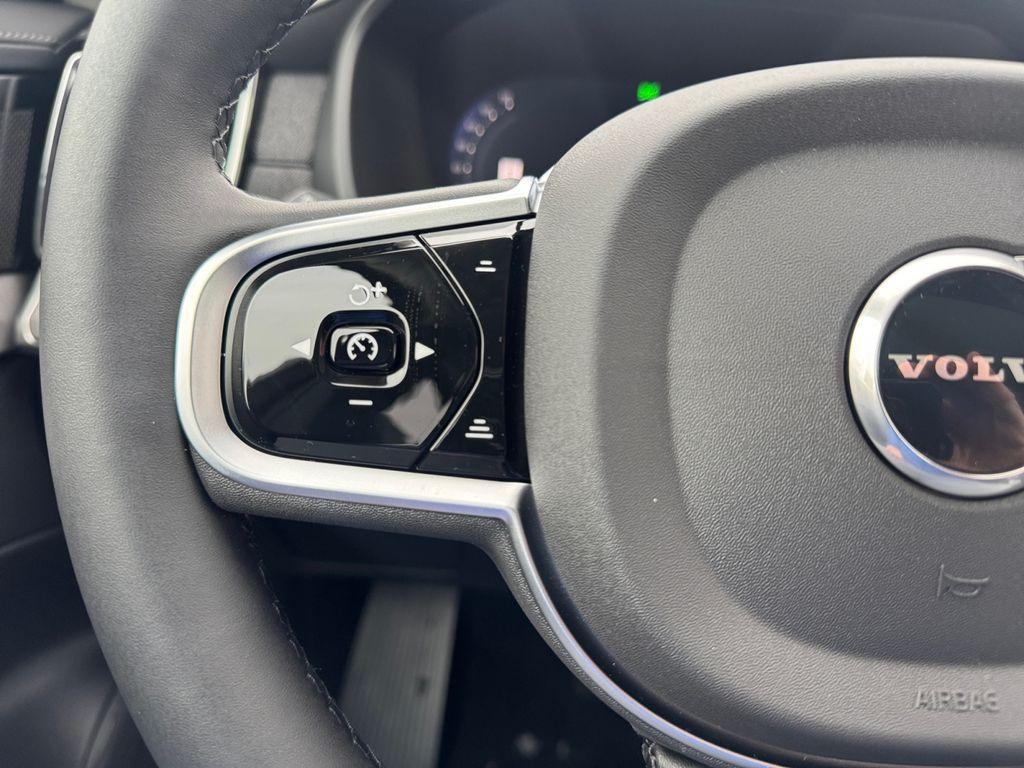 new 2026 Volvo XC90 car, priced at $75,704