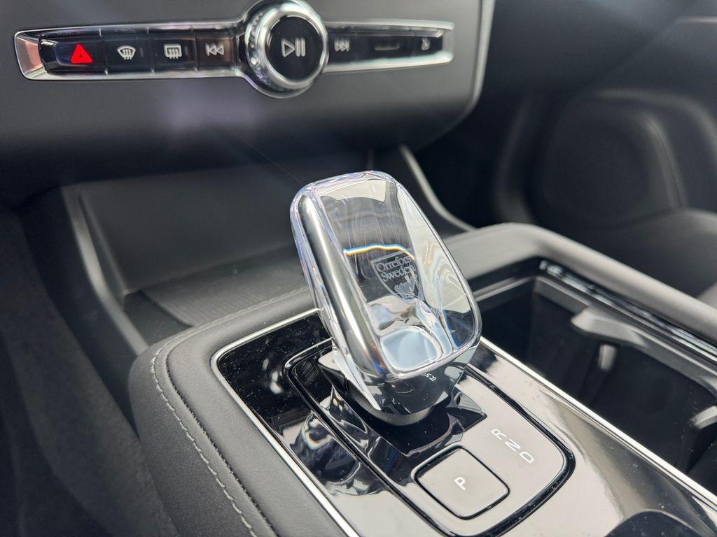new 2026 Volvo XC90 car, priced at $75,704