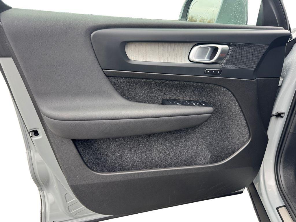 used 2025 Volvo XC40 car, priced at $33,844