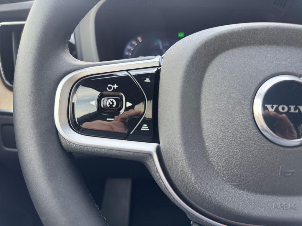 new 2026 Volvo XC60 car, priced at $58,534