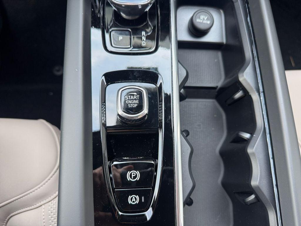 new 2026 Volvo XC60 car, priced at $58,534