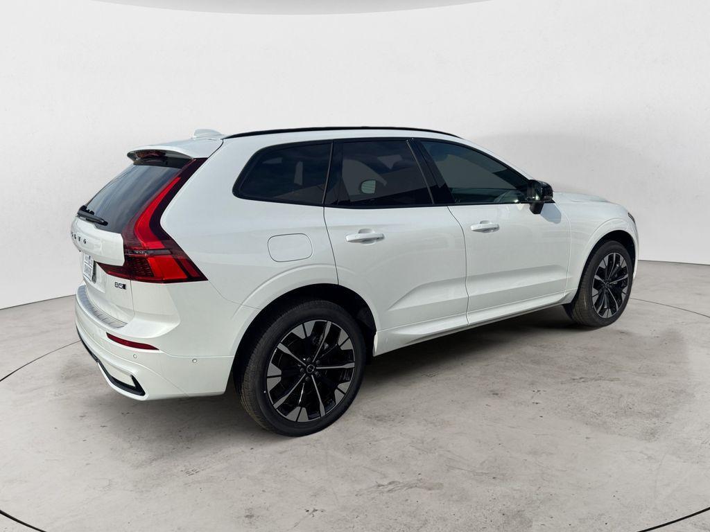 new 2026 Volvo XC60 car, priced at $58,534