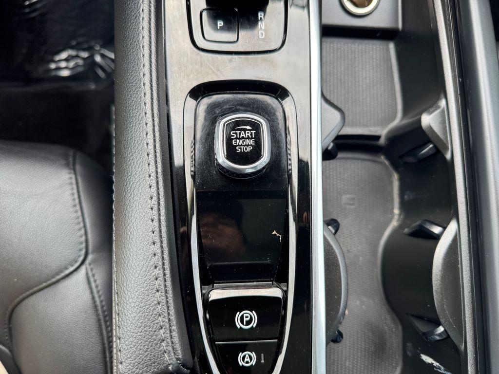 used 2023 Volvo XC90 car, priced at $38,868