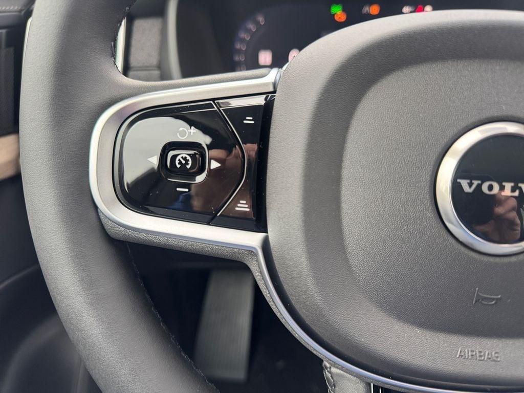 new 2026 Volvo XC90 car, priced at $72,374
