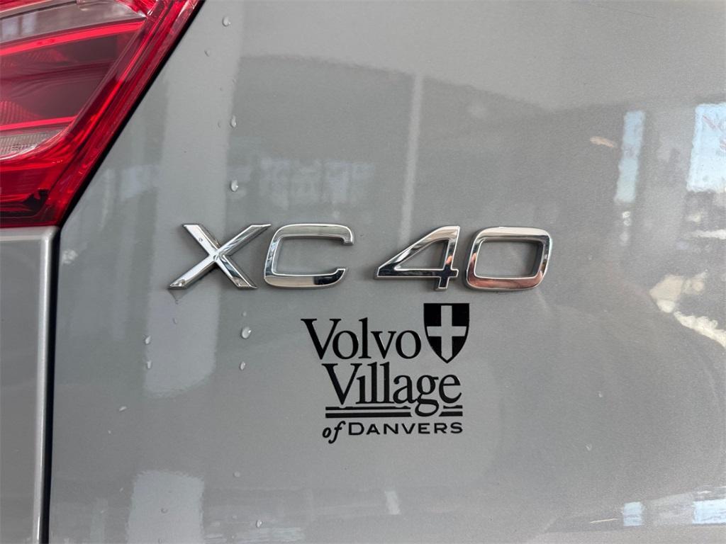 used 2025 Volvo XC40 car, priced at $32,656