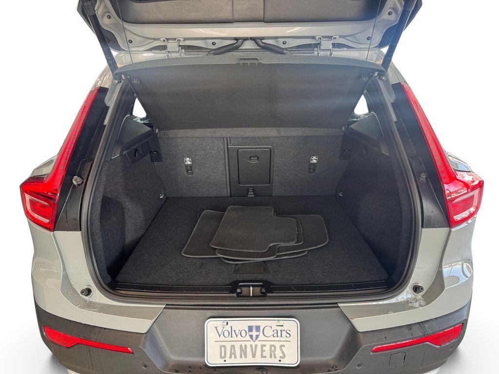 used 2025 Volvo XC40 car, priced at $32,656