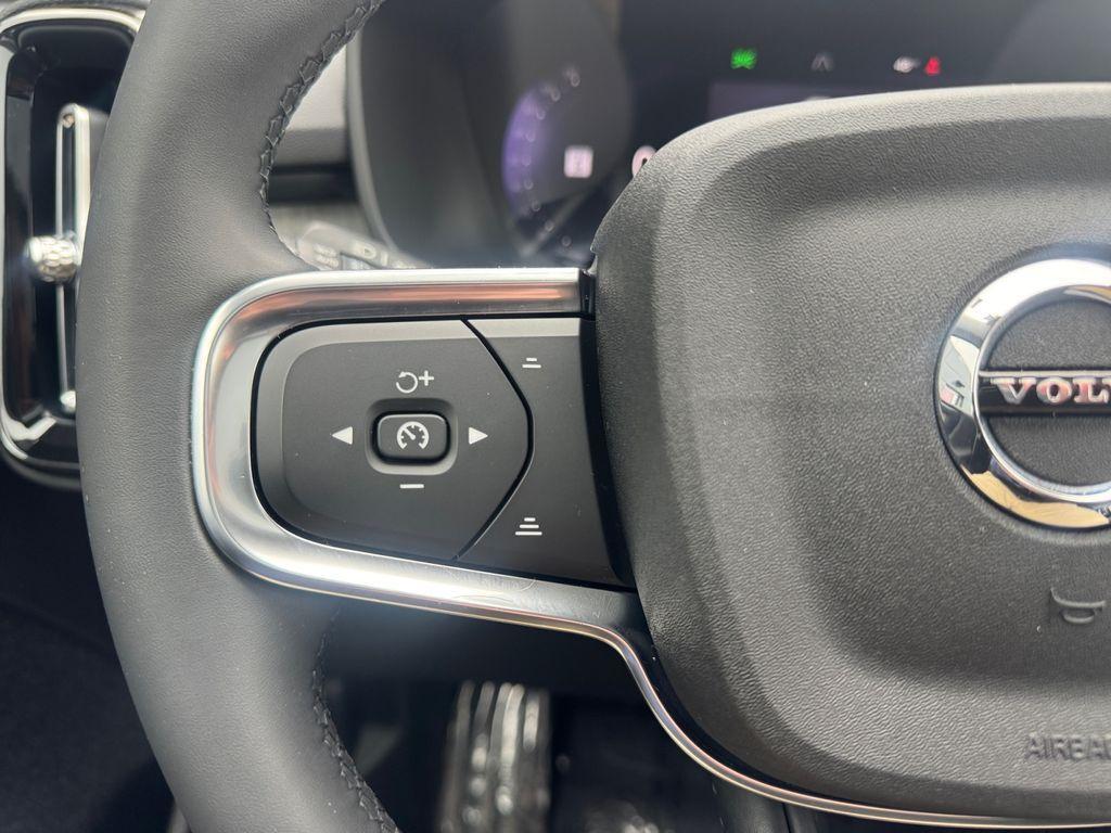 used 2023 Volvo XC40 car, priced at $31,603