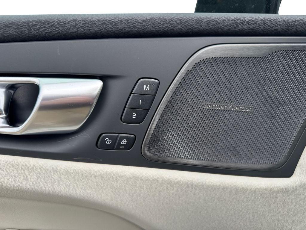 new 2026 Volvo XC60 car, priced at $64,484
